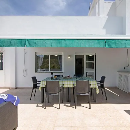 Kaya Apartment